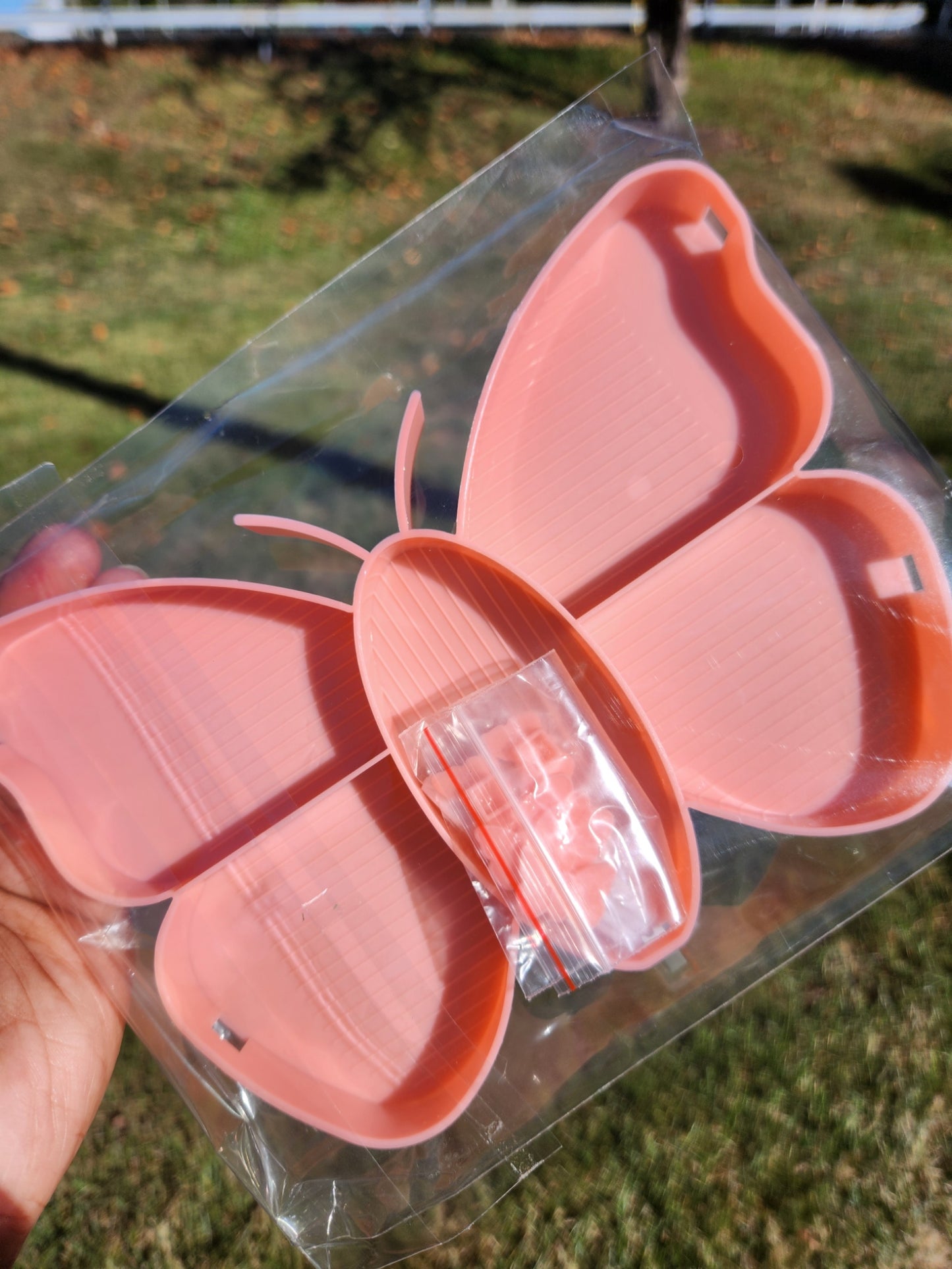 Large Butterfly Rhinestone Sorting Tray (Pink)