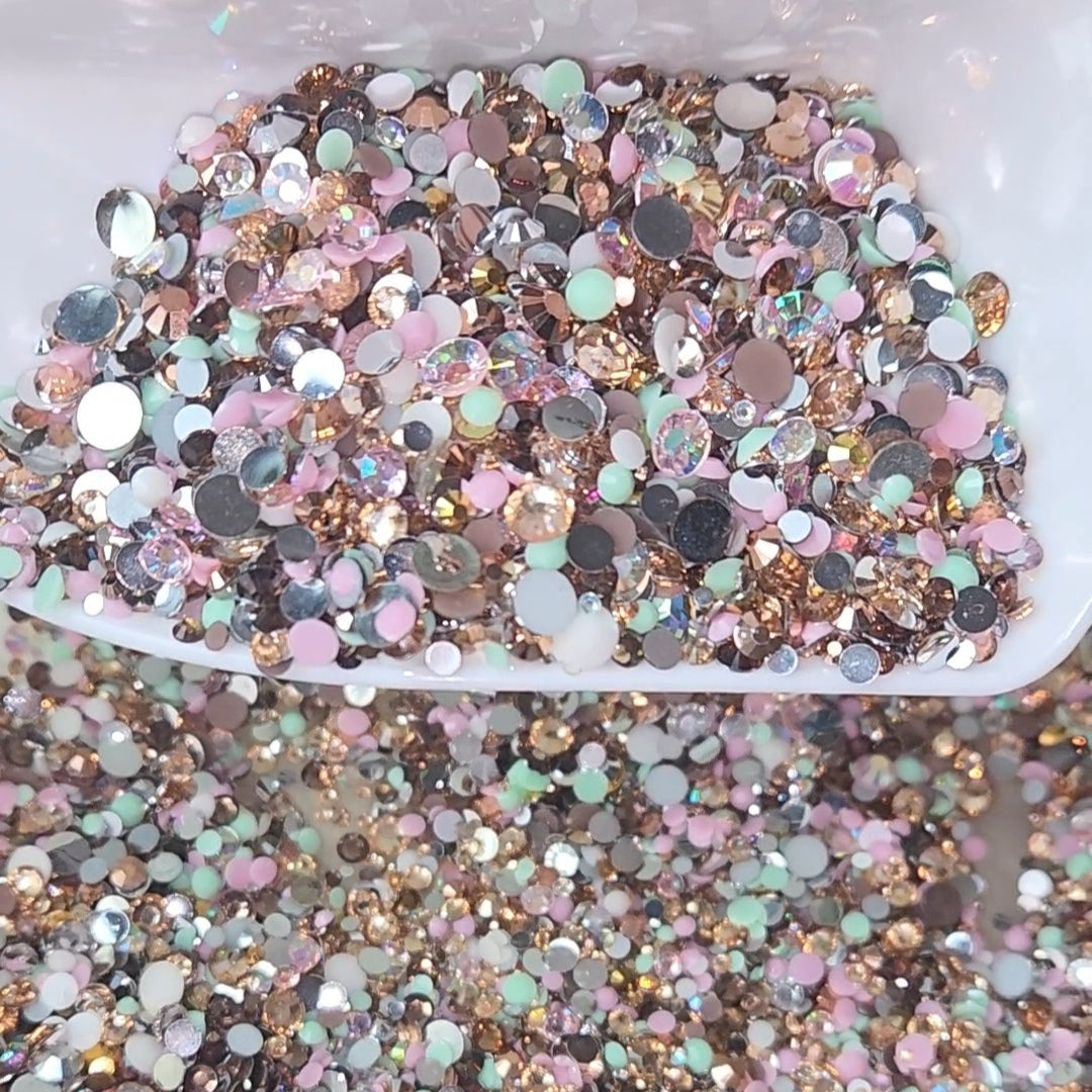 Neapolitan Rhinestone Mix