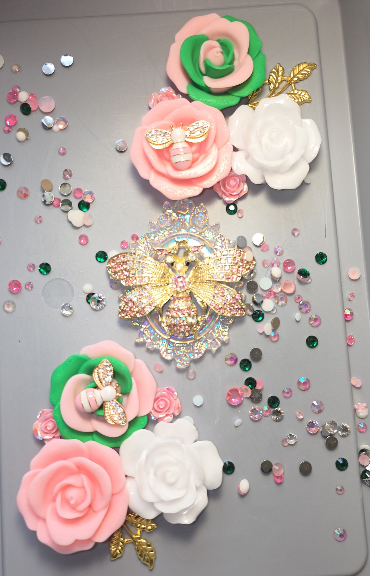 Blushing Bee (30oz Tumbler)