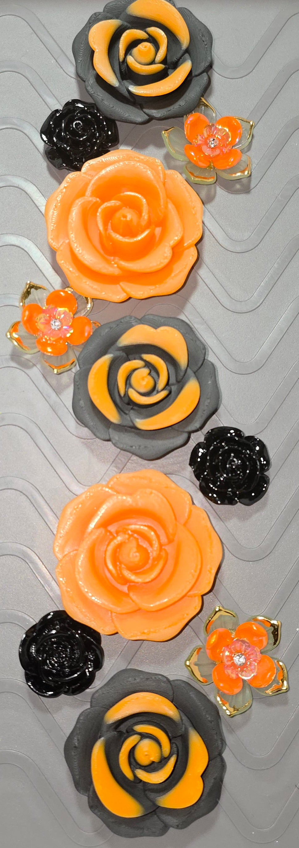 Black and orange tiger mix (30oz Tumbler)