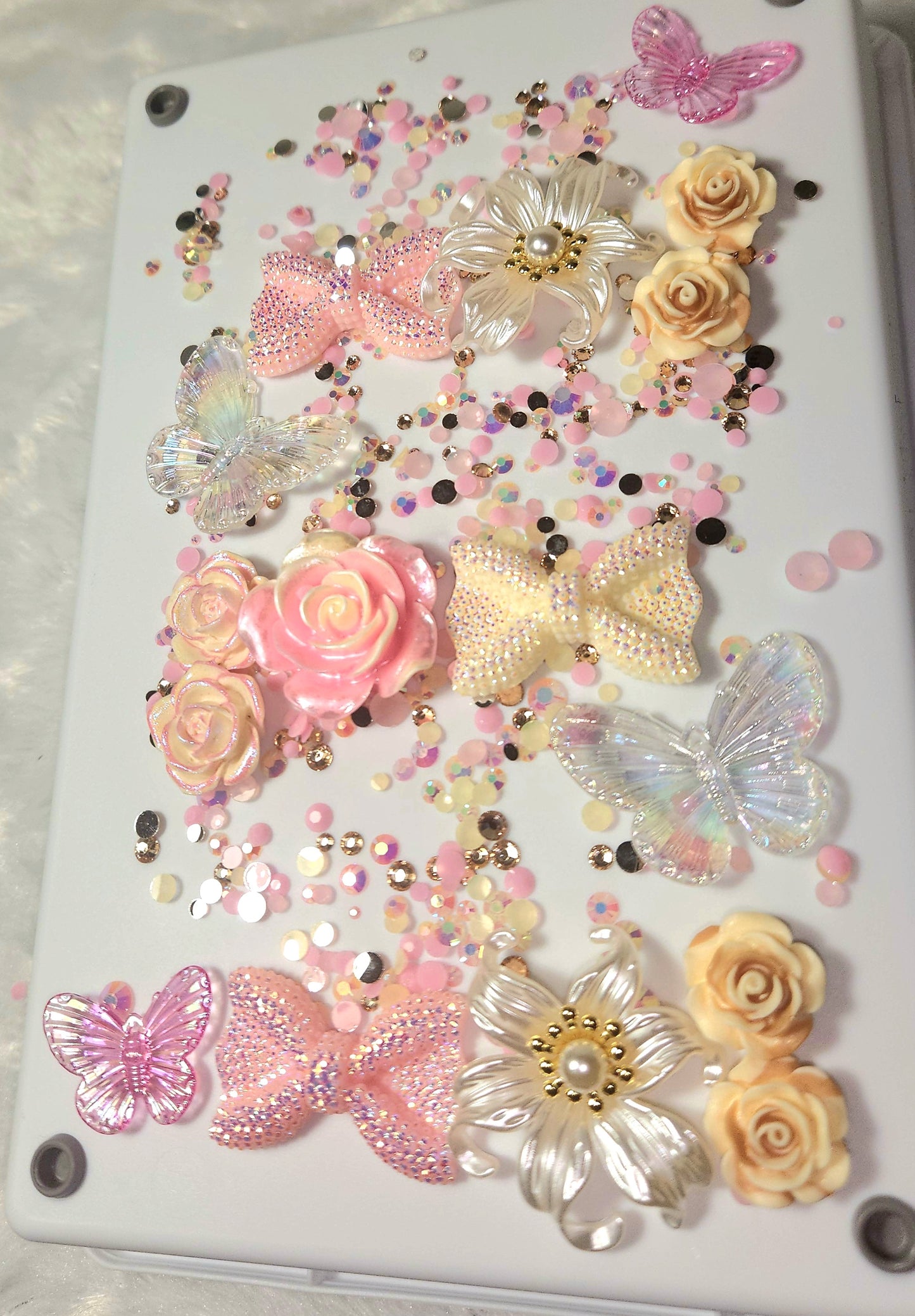 Bow'tique (20oz Tumbler)